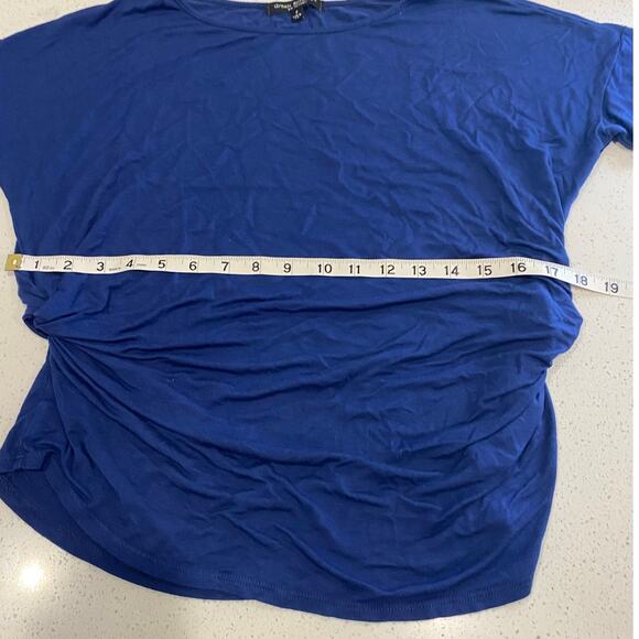 Green Envelope Los Angeles Blue Women's T-Shirt Size Small - Picture 3 of 4